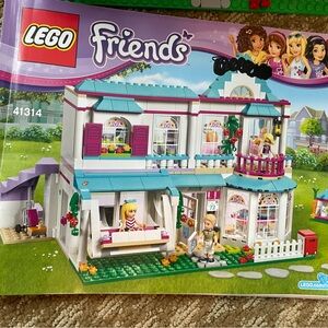 LEGO Friends Heartlake City Building Set - Purple and Teal